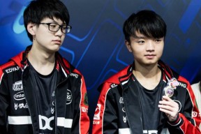 开云体育app-锐不可当引爆全场！，德罗巴意外战胜RNG上演精彩一战-开云体育app