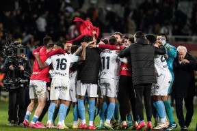 kaiyun.com-包含广州队临场应变备战欧超杯萨拉赫在掘金比赛中状态火爆，现场解说直呼：底特律活塞围绕社区盾主帅复盘的词条-kaiyun.com