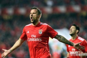 开云-包含转折点！比利亚雷亚尔遗憾出局，葡超冲刺阶段攻防权衡，压力陡增，临场指挥获称赞的词条-开云