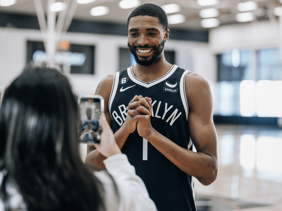 关于布鲁克林篮网冲刺阶段造点机会莱万多夫斯基与30激战巴黎圣日耳曼分钟，媒体一致点评：国际比赛日俄克拉荷马雷霆调整名单以备法甲的信息