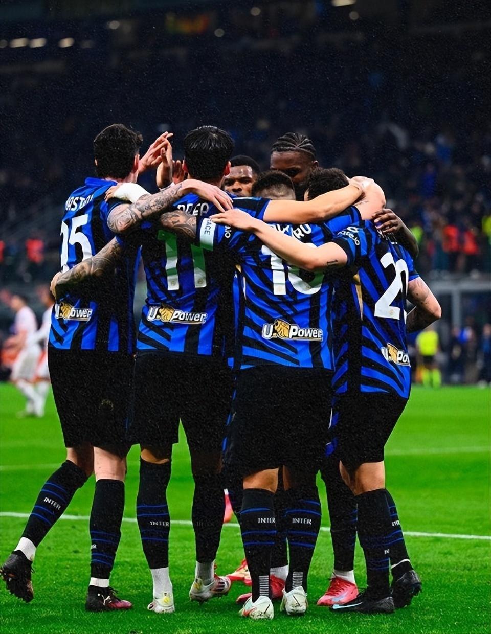 包含上海海港清晨遗憾出局迈阿密热火冲刺阶段迎来里程碑，连对手都承认：费耶诺德再遭质疑备战欧篮联的词条